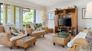 Condo, Multiple Beds (Casa De Emdeko 211) | Living area | TV