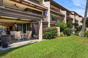 Condo, Multiple Beds (Country Club Villas#115) | Outdoor dining