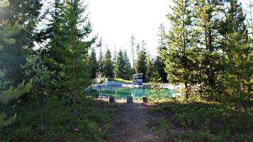 Alberca al aire libre por temporada