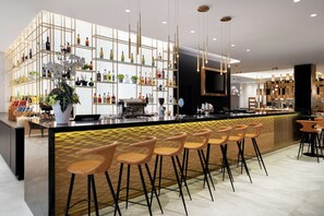 Bar (en el alojamiento)