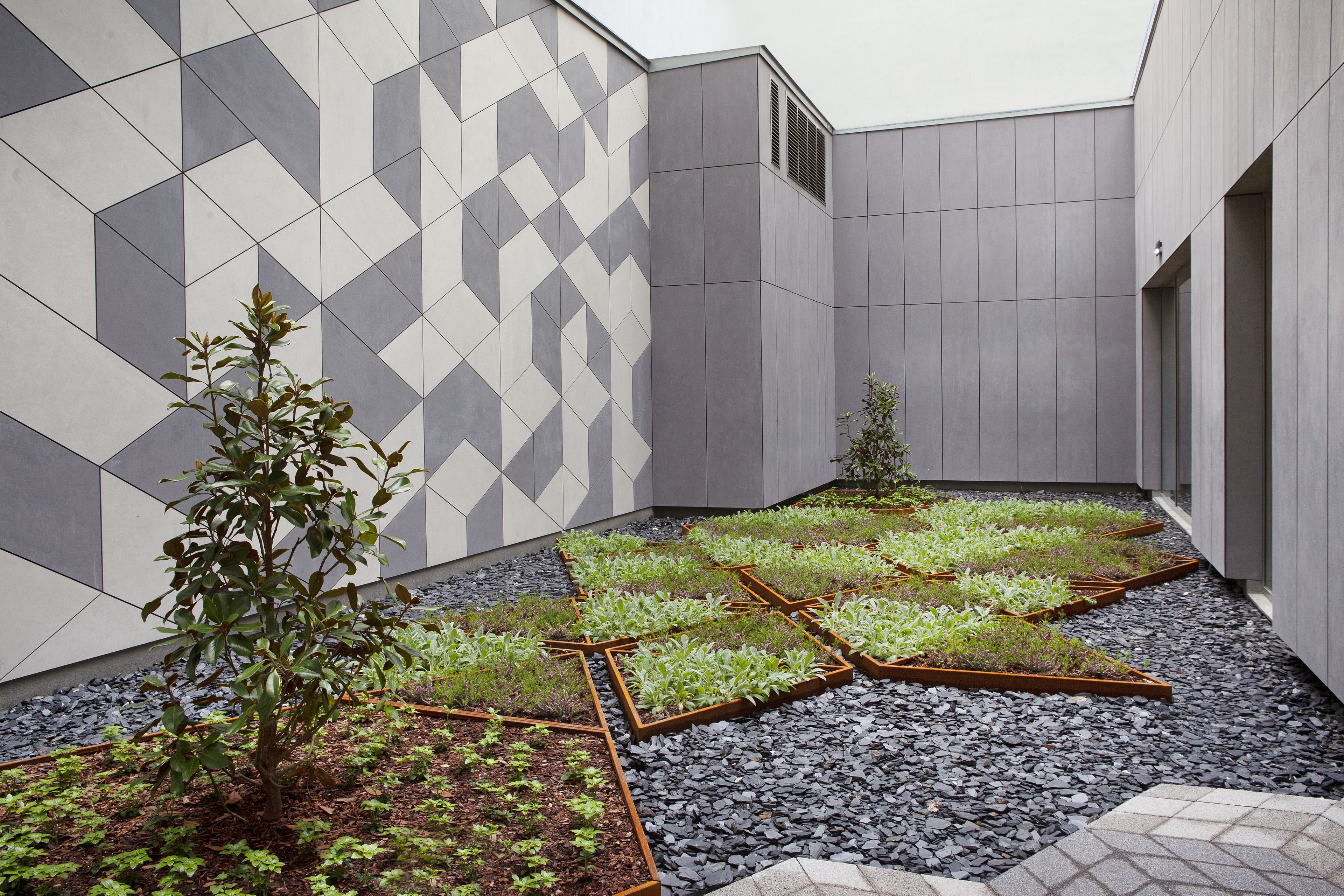 outdoor banquet area