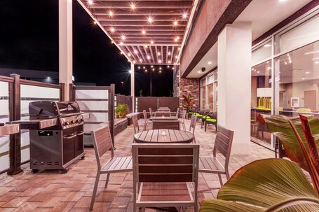 Home2 Suites by Hilton Toronto Brampton - Image 4