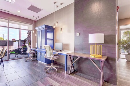 Home2 Suites by Hilton Toronto Brampton - Image 29