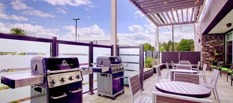 Home2 Suites by Hilton Toronto Brampton