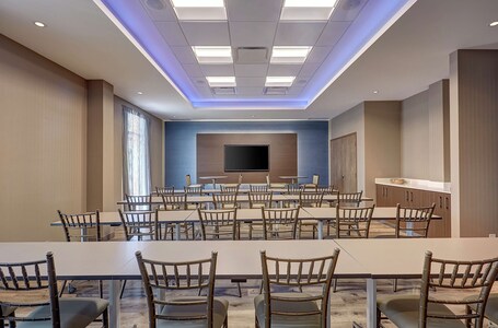Home2 Suites by Hilton Toronto Brampton - Image 27
