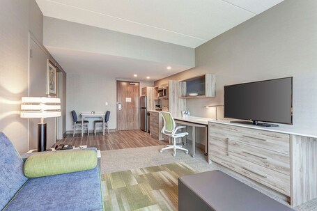 Home2 Suites by Hilton Toronto Brampton - Image 32