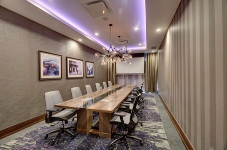 Home2 Suites by Hilton Toronto Brampton - Image 26