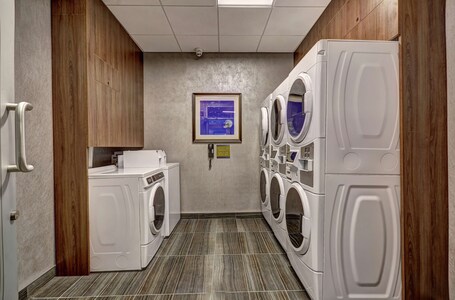 Home2 Suites by Hilton Toronto Brampton - Image 44