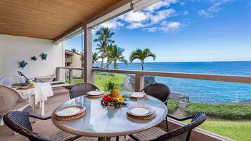 Condo, 1 Queen Bed (Keauhou Kona Surf & Racquet Club 3202) | Outdoor dining