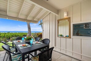 Appart'hôtel, 1 très grand lit, vue montagne (Keauhou Kona Surf & Racquet Club Town) | Restauration extérieure