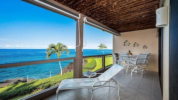 Condo, Multiple Beds, Ocean View (Keauhou Kona Surf & Racquet Club#3-20) | Property grounds