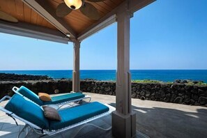 Condo, Multiple Beds, Ocean View (Keauhou Kona Surf & Racquet Club #5-1) | Property grounds