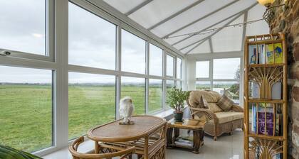 Stunning Coastal Country Cottage 2 Beds Sleeps 5