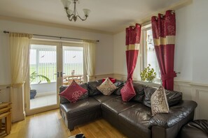 Cottage | Living room | Fireplace - Cottage - Sleeps 5 - Hot Tub - Garden - Parking (Lancaster)