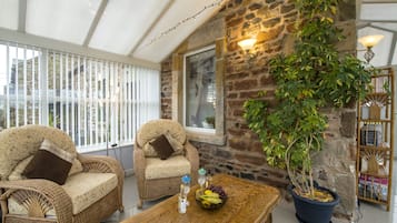 Cottage | Living room