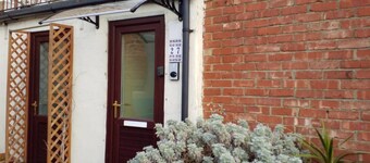 Apartment - Sleeps 4 - Pet Friendly - Balcony