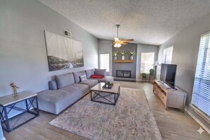 Smart TV, fireplace, computer monitors