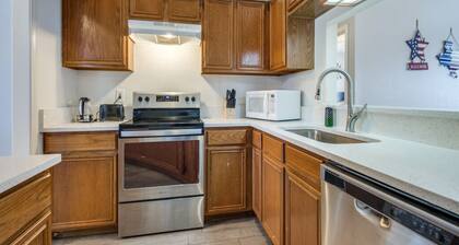 Cozy Accommodation In Quiet Neighborhood; Walk To Downtown Frisco,Toyota Stadium