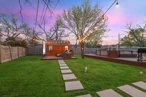 Terrace/patio - 4-BD Luxury Retreat | Pool, Grill, Outdoor Cinema (Richardson)