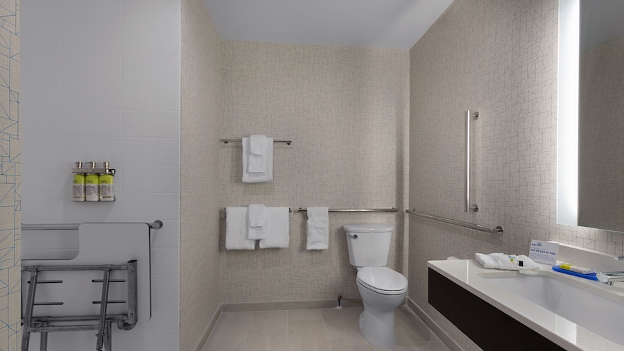 Holiday Inn Express Lake Park by IHG