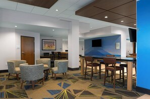 Exterior - Holiday Inn Express Lake Park by IHG (Lake Park)