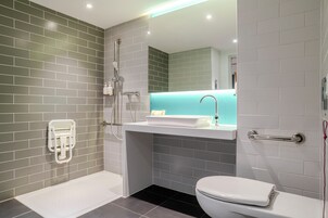 Ducha, cabezal de ducha tipo lluvia, artículos de tocador gratuitos