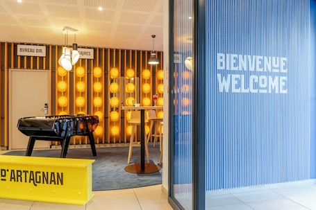 Game room. ibis Styles Bordeaux Lormont