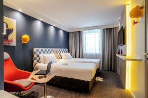 Standard Room, 2 Single Beds | In-room safe, individually decorated, individually furnished, desk - ibis Styles Bordeaux Lormont (Lormont)