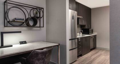 Staybridge Suites Boston - Quincy by IHG