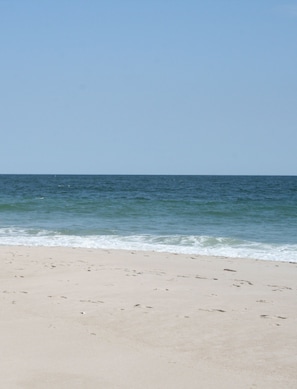 Una playa cerca, toallas de playa