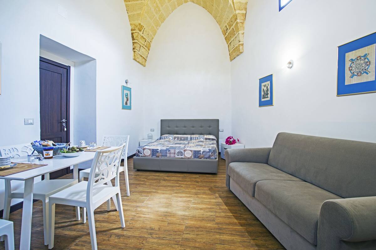 Exclusive Studio | In-room safe, soundproofing, rollaway beds, free WiFi