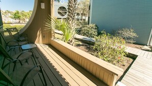 公寓客房, 多 張床 (Hibiscus Condo - Pool View, 2BR/2BTH,) | 露台/庭院