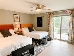 5 slaapkamers, een bureau, een strijkplank/strijkijzer, gratis wifi