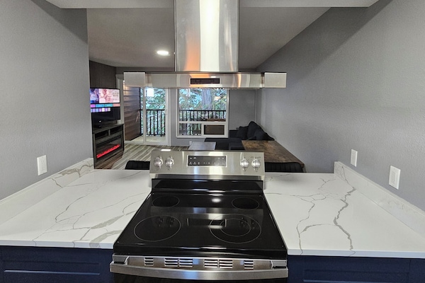 Tủ lạnh, lò vi sóng, máy rửa bát, dụng cụ pha cà phê/trà