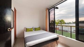 Double Room | 1 bedroom, bed sheets