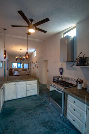 Fridge, microwave, stovetop, toaster - Great Rental for Families and Small Groups in Downtown Cabo San Lucas (Cabo San Lucas)