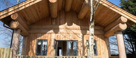 Cabin | Ngoại thất