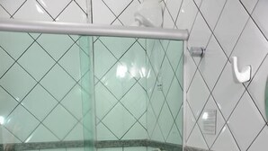 Habitació tradicional, 1 llit individual, vistes al pati | Dutxa