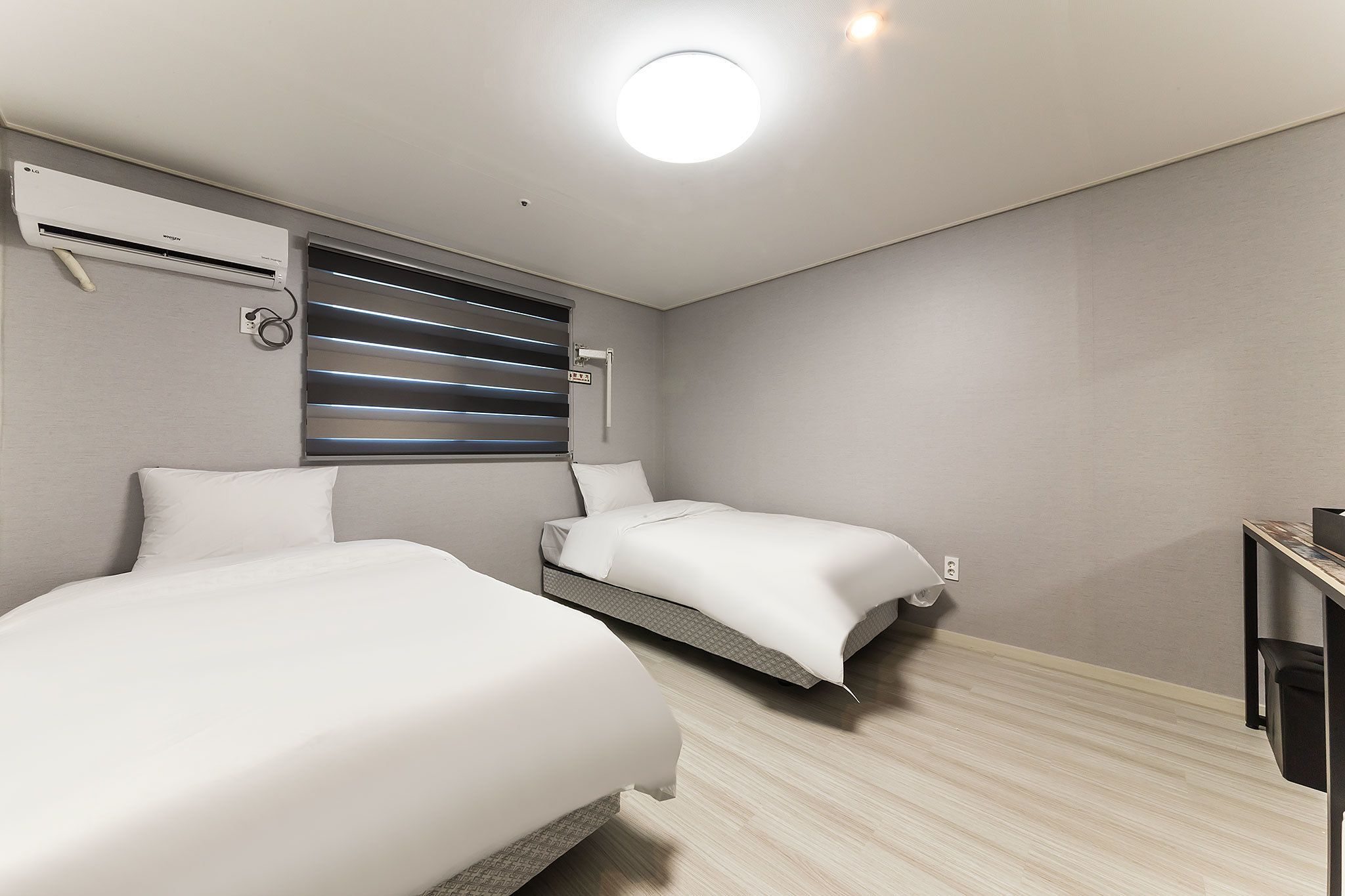 standard twin room | down duvets, soundproofing, free wifi, bed sheets