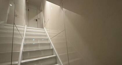 Marvelous Location Max8 Yokohama WiFi