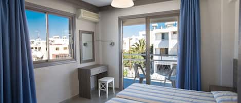 1 bedroom, iron/ironing board, Internet