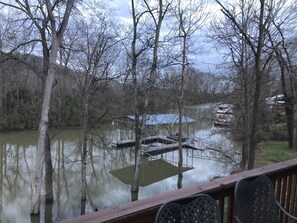 Covered boat Dock. Fish and enjoy the 2 provided kayaks
