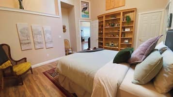 3 bedrooms, iron/ironing board, travel crib, WiFi