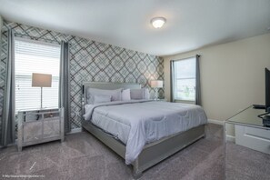 5 habitaciones, tabla de planchar con plancha, internet y ropa de cama
