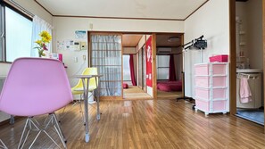 2 bedrooms, iron/ironing board, free WiFi, bed sheets - N ° 5  CONDOMINIUM - Second Floor Corner Apartment; 2 BedRoom Japanese Style (Osaka-shi)