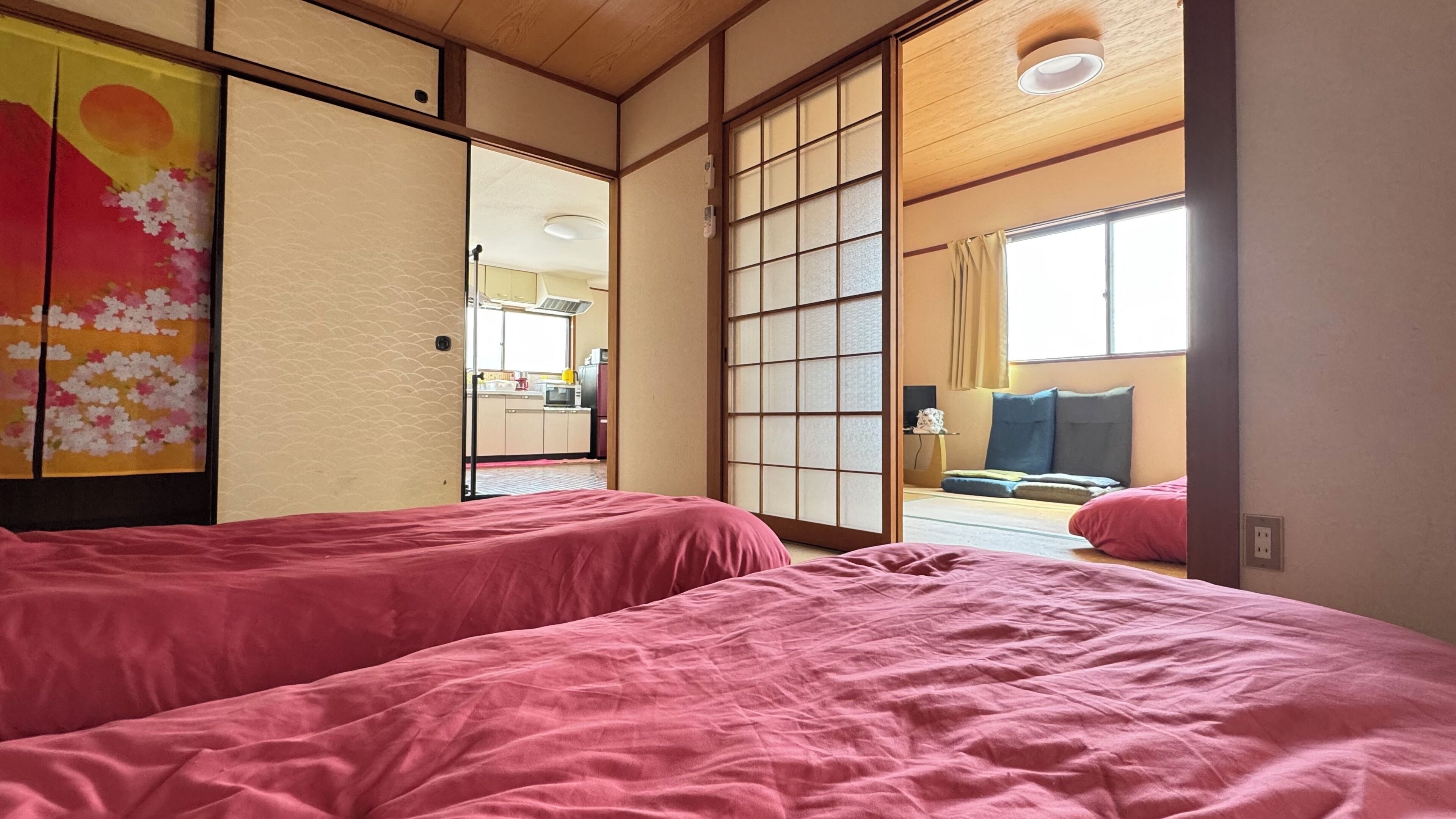 N ° 5 CONDOMINIUM - Second Floor Corner Apartment; 2 BedRoom