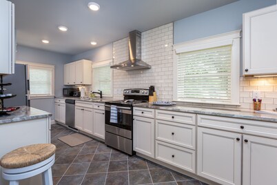 Luxurious, Historic 4BR Home in Downtown Winston