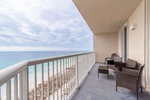 Property grounds - Summerwind Resort 1202 West * Beach Chair Set Included (Navarre)