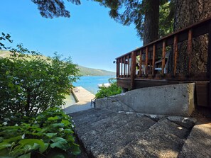 Property grounds - 2 bedroom, 2 bath, sleeps 6. Donner Lakefront with private dock DLR#033 (Truckee)