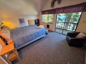 2 bedrooms, free WiFi - 2 bedroom, 2 bath, sleeps 6. Donner Lakefront with private dock DLR#033 (Truckee)